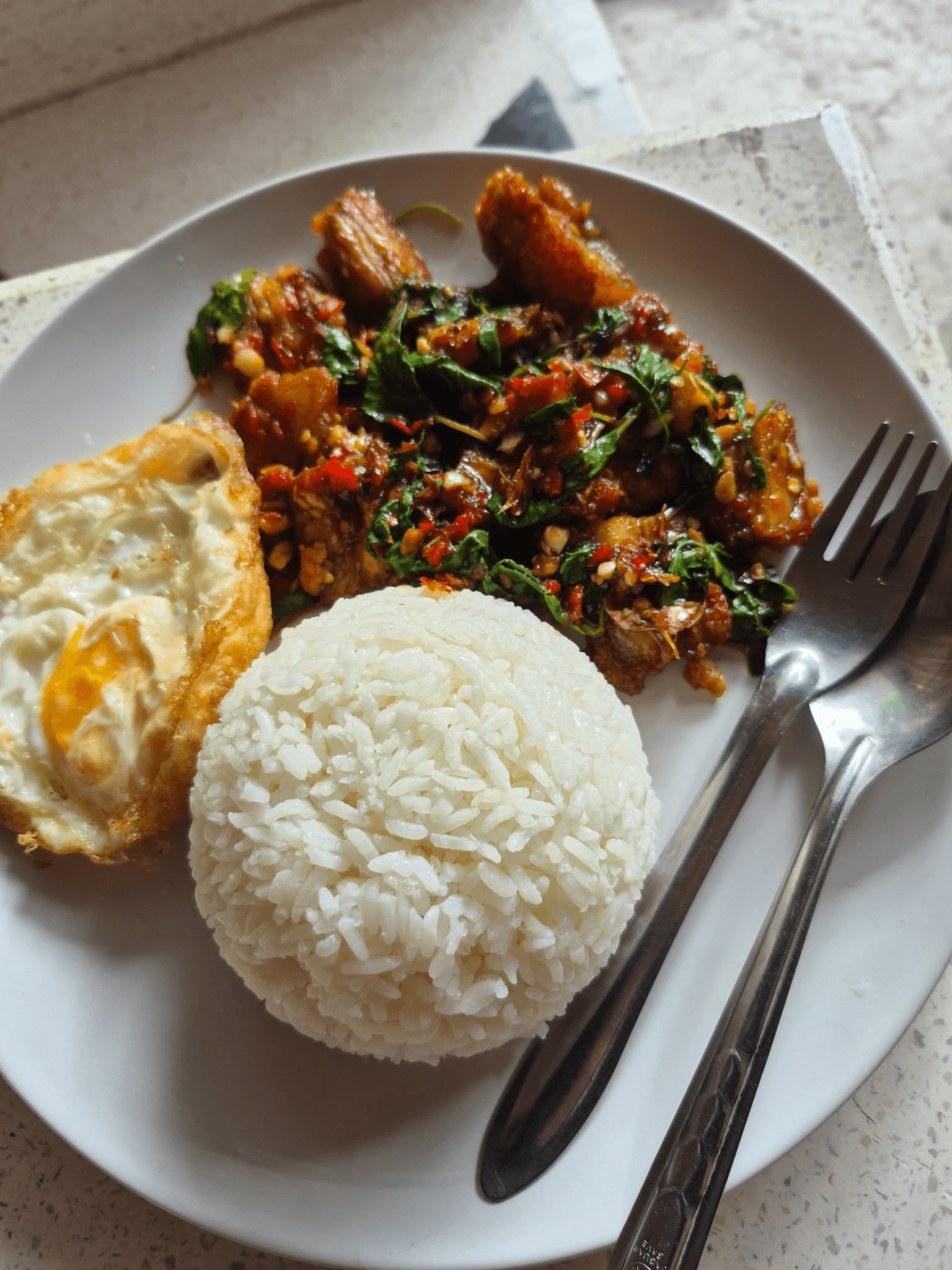 Stir-fried Deep Fried Pork with Holy Basil