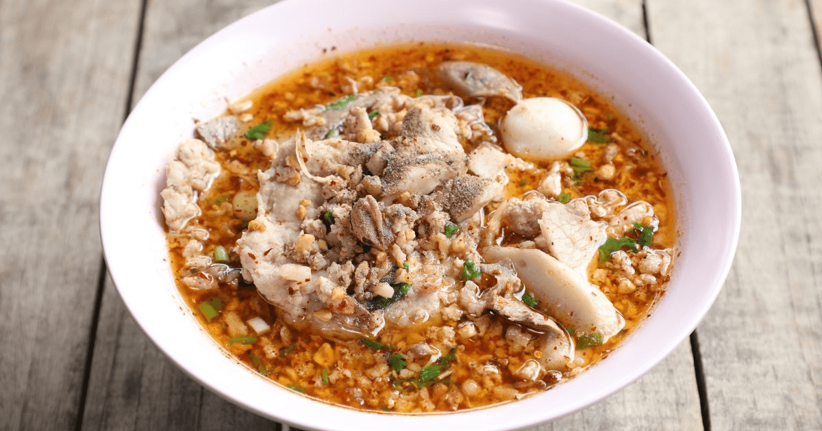 Mixed Pork Noodles with Tom Yum Soup Normal Size