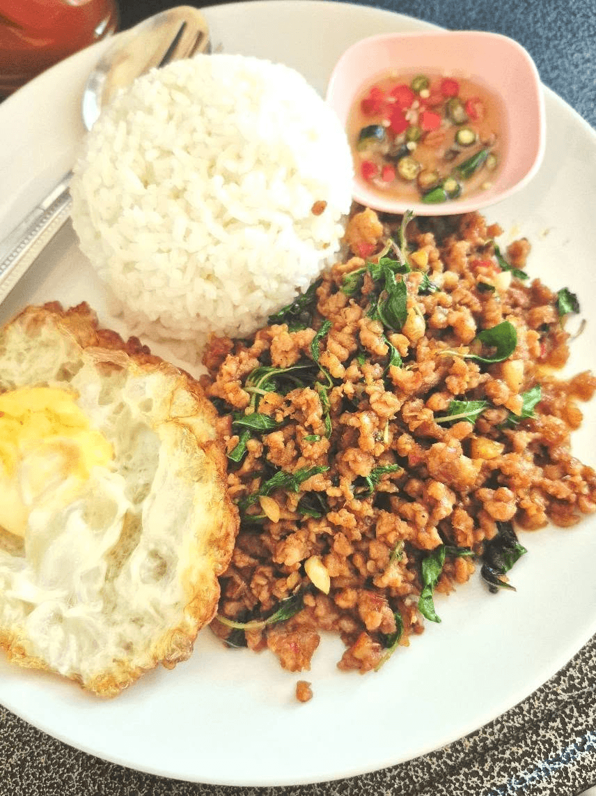 Stir-fried Minced Pork with Holy Basil Normal Size