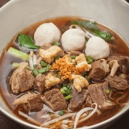 Noodles with Stewed Pork Big Size